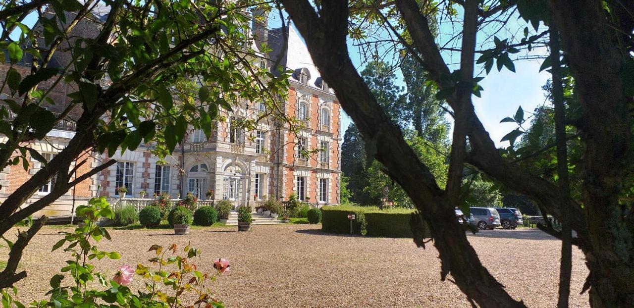 Chateau De Rocheux Freteval Exterior photo